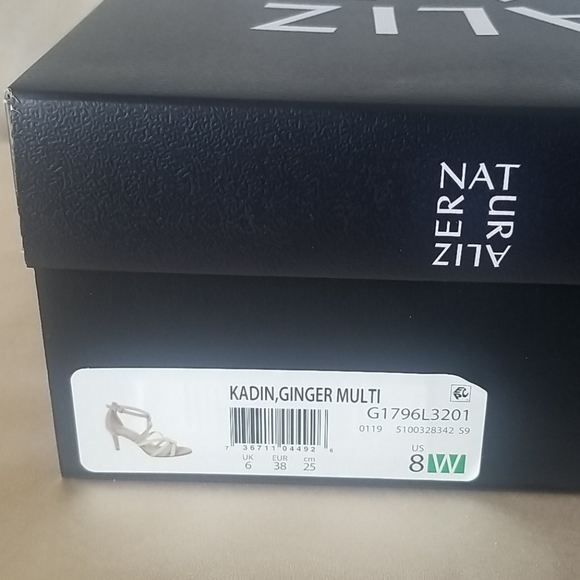NWT Naturalizer Kadin Strappy Women Heel Nude/Tan Sandals size 8 Wide - Picture 10 of 10